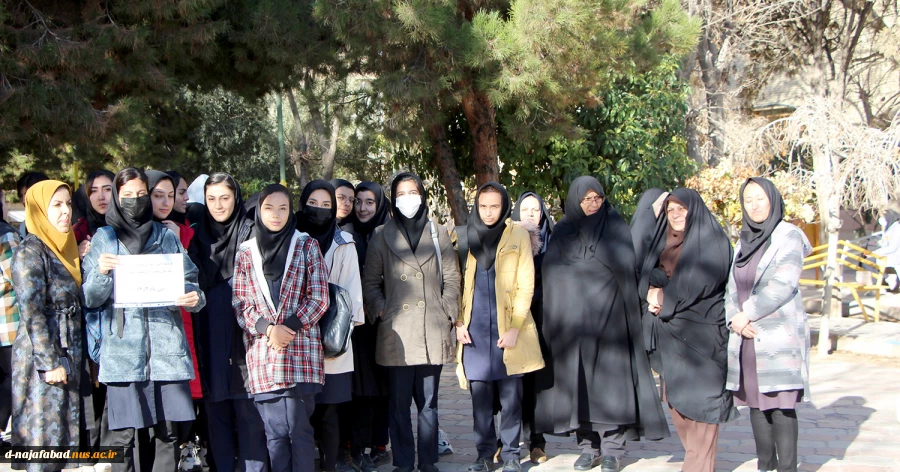 بازدید دانش آموزان هنرستان ساعی شهرستان از آموزشکده فنی وحرفه ای دختران نجف آباد« سمیه»  7