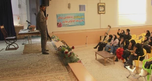 کارگاه ایده پردازی با رویکرد کارآفرینی با حضور دکتر دانشوردر آموزشکده دختران نجف آباد  5