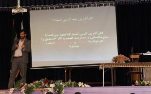 کارگاه ایده پردازی با رویکرد کارآفرینی با حضور دکتر دانشوردر آموزشکده دختران نجف آباد  7