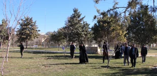 برگزاری پیاده روی کارکنان آموزشکده دختران نجف آباد به مناسبت ایام الله دهه مبارک فجر 1402 6