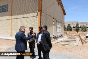 بازدید معاونت عمرانی فرمانداری بهمراه  مدیریت اموربرق شهرستان جهت واگذاری انشعاب برق از سالن ورزشی خوابگاه دانشجویی آموزشکده دختران نجف آباد 3