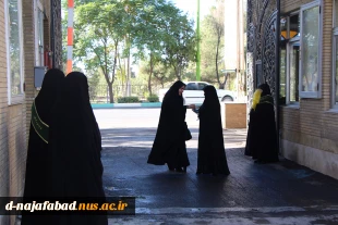 آیین بازگشایی دانشگاه ها واستقبال از دانشجویان با حضورخادم یاران حرم رضوی در آموزشکده ملی مهارت دختران نجف آباد برگزار شد  3