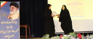 همزمان با گرامیداشت هفته بسیج ، نشست بصیرتی با موضوع ولایتمداری در دنیای مدرن در آموزشکده ملی مهارت دختران نجف آباد برگزار شد 6