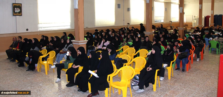 همزمان با گرامیداشت هفته بسیج ، نشست بصیرتی با موضوع ولایتمداری در دنیای مدرن در آموزشکده ملی مهارت دختران نجف آباد برگزار شد 8