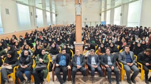 آیین گرامیداشت روز دانشجو در آموزشکده دختران نجف آباد  برگزار شد 3