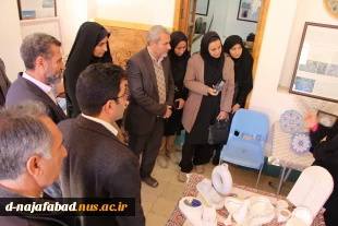 در_هفته_پژوهش_1403
 مسئولین از نمایشگاه عکاسی و دستاوردها و توانمندی های دانشجویی آموزشکده ملی مهارت دختران نجف آباد بازدید کردند
به گزارش روابط عمومی دختران نجف آباد
 3