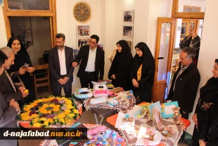 در_هفته_پژوهش_1403
 مسئولین از نمایشگاه عکاسی و دستاوردها و توانمندی های دانشجویی آموزشکده ملی مهارت دختران نجف آباد بازدید کردند
به گزارش روابط عمومی دختران نجف آباد
 5