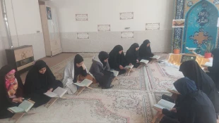 محفل انس با قرآن کریم ویژه ماه مبارک رمضان آموزشکده دختران نجف آباد برگزار شد 6