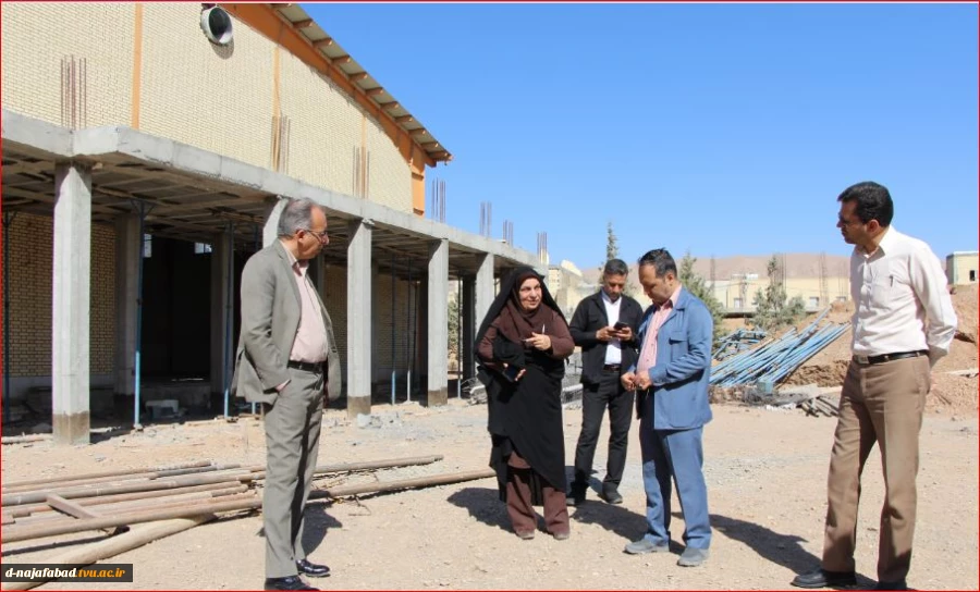 بازدید معاون سیاسی امنیتی اجتماعی فرمانداری شهرستان از آموزشکده ،خوابگاه دانشجویی وسالن ورزشی نیمه تمام  4