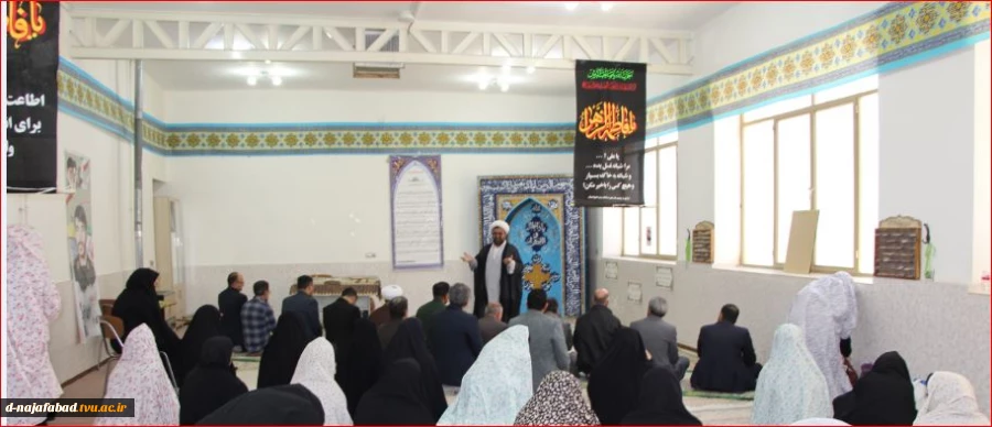 برگزاری آیین سوگواری درفراق بانوی دوعالم  و یاد بود پاسدارشهید حسین اسحقی در آموزشکده ملی مهارت دختران نجف آباد  5