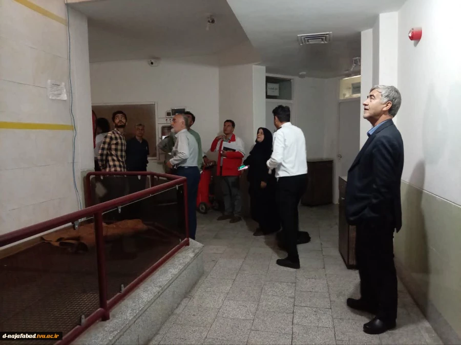 بازدید مدیریت بحران شهرستان از خوابگاه دانشجویی آموزشکده ملی مهارت دختران نجف آباد 3