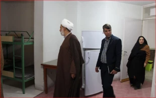 بازدید نماینده نهاد مقام معظم رهبری و معاونت فرهنگی و دانشجویی دانشگاه ملی مهارت واحد استان اصفهان از خوابگاه دانشجویی دختران نجف آباد 6