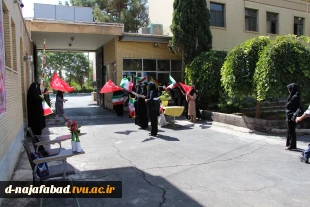آیین پرچم گردانی واستقبال از دانشجویان بمناسبت بازگشایی دانشگاه ها در آموزشکده دختران نجف آباد برگزار شد  3